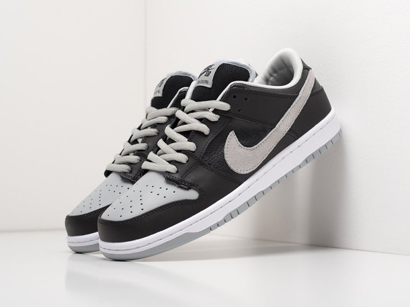 Nike SB Dunk Low