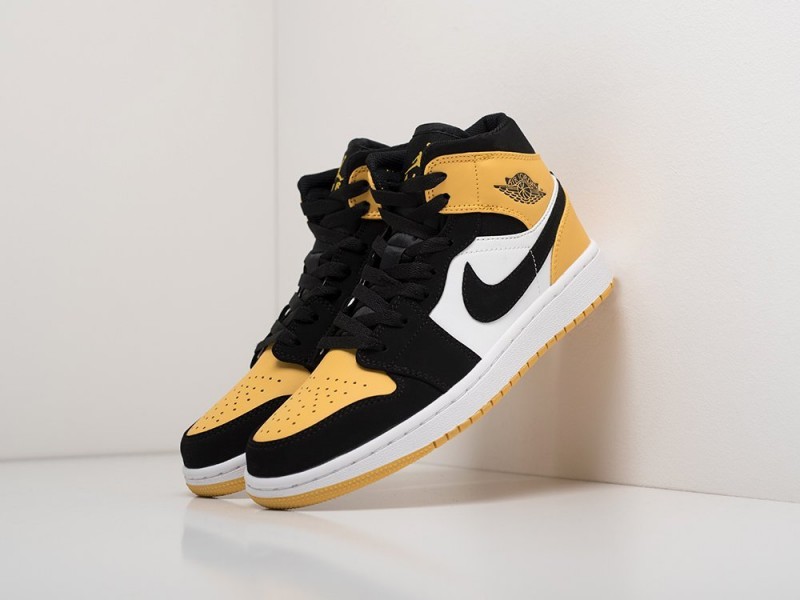 WMNS Nike Air Jordan 1