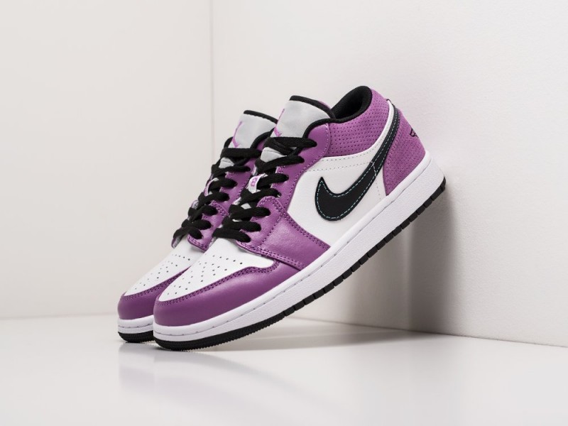 WMNS Nike Air Jordan 1 Low