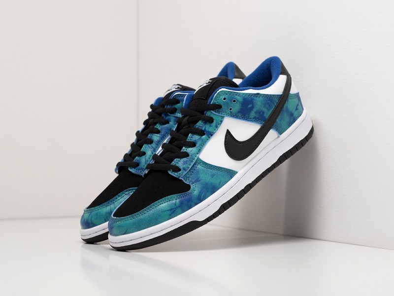 WMNS Nike SB Dunk Low