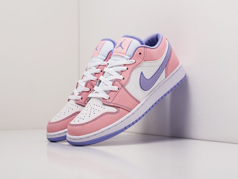 WMNS Nike Air Jordan 1 Low