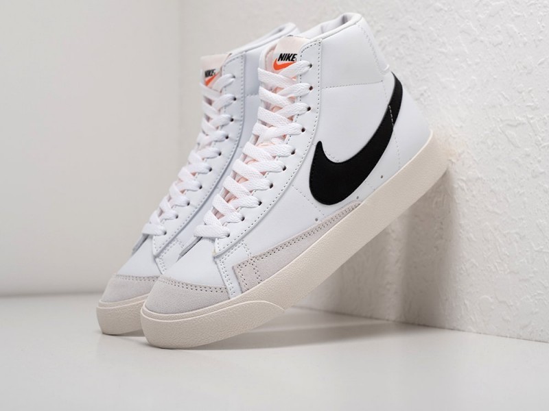 Nike Blazer Mid 77