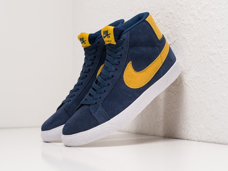 Nike Blazer Mid