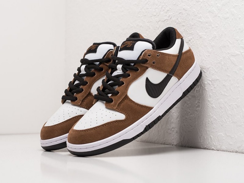 Nike SB Dunk Low