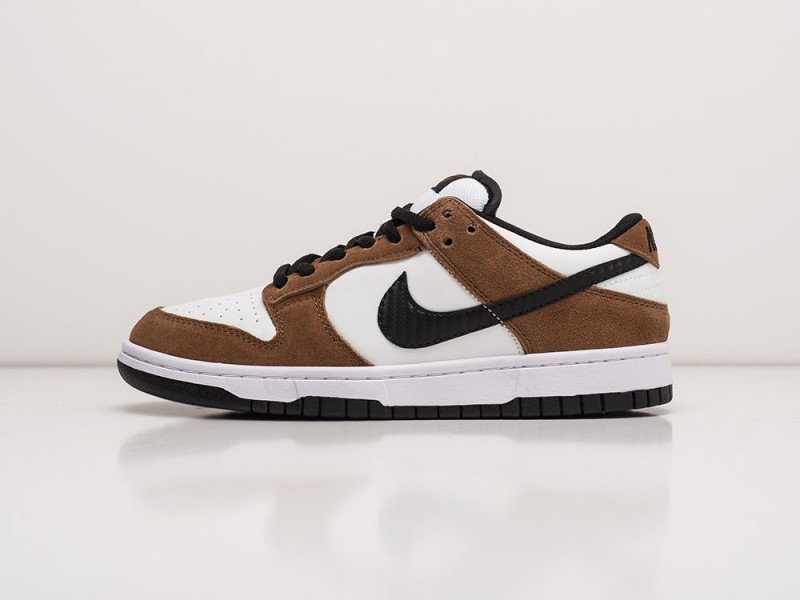 Nike SB Dunk Low