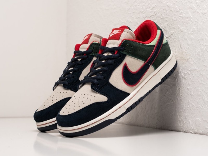 Nike SB Dunk Low