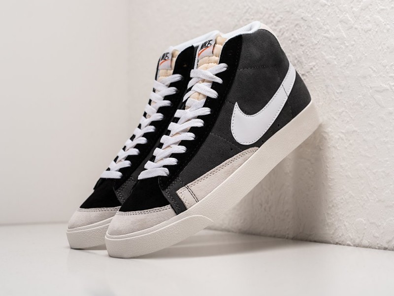 Nike Blazer Mid 77