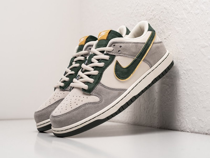 Nike SB Dunk Low