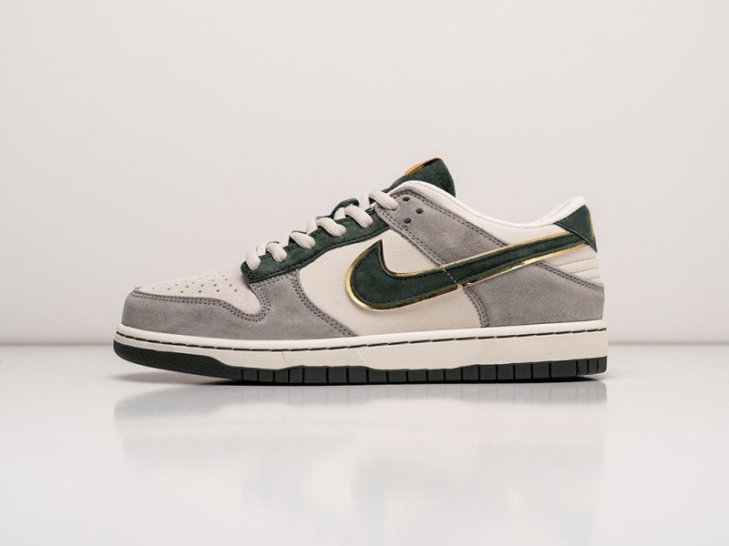 Nike SB Dunk Low