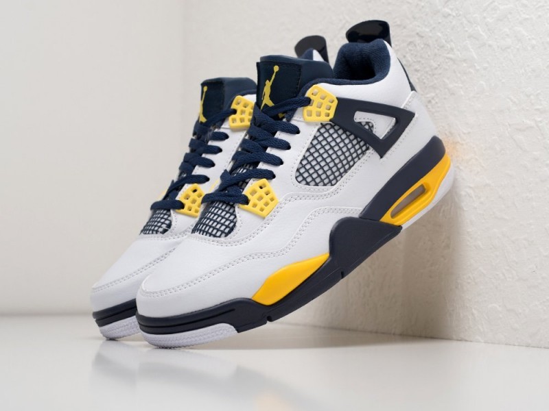 Nike Air Jordan 4 Retro