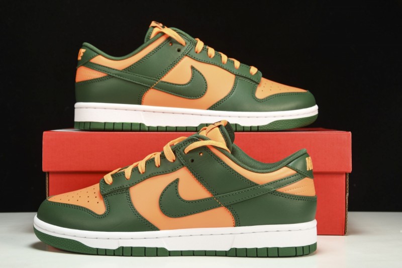 Nike Dunk Low Miami Hurricanes