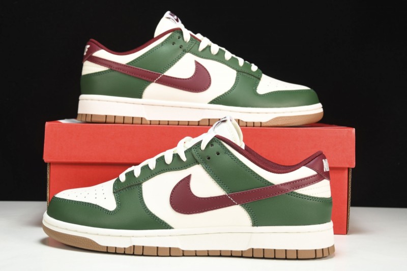 Nike Dunk Low Gorge Green