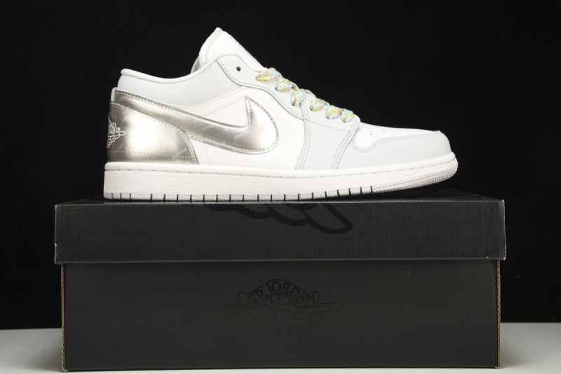 Jordan 1 Low SE Tear Away Silver