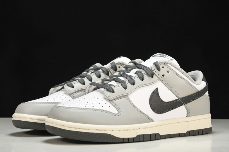 Nike Dunk Low Light Smoke Grey