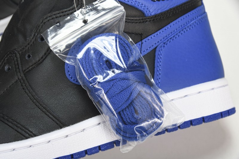 Jordan 1 Retro Royal (2017)