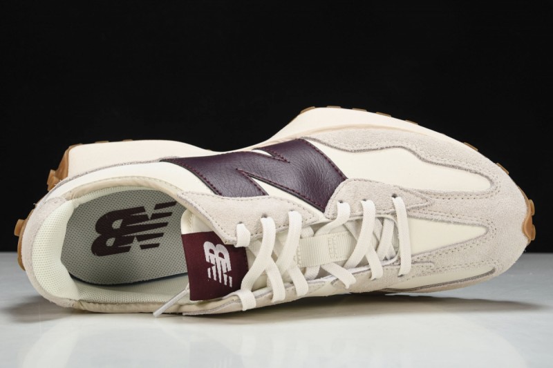 New Balance 327 Moonbeam Classic Burgundy