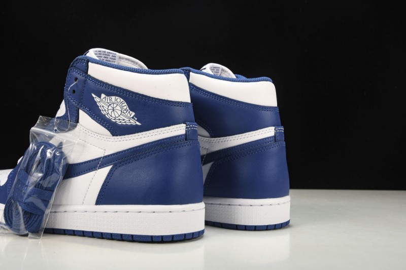 Jordan 1 Retro Storm Blue