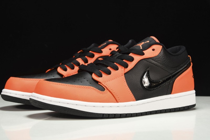 Jordan 1 Low SE Black Turf Orange