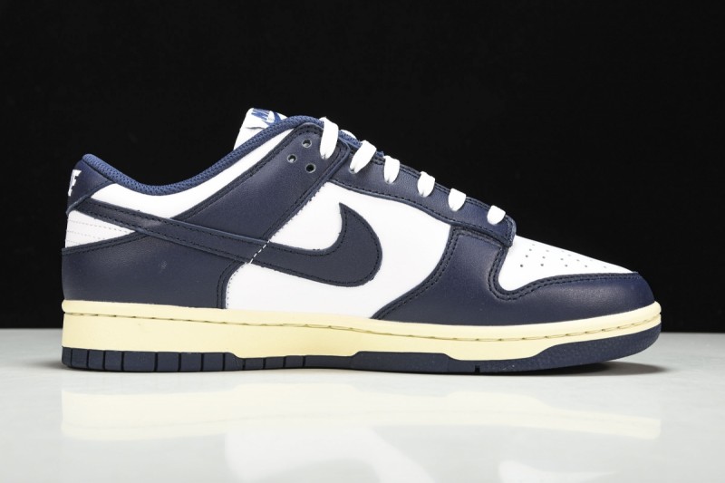 Nike Dunk Low Vintage Navy