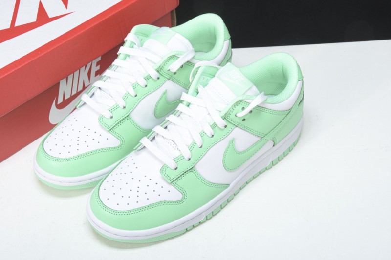 Nike Dunk Low Green Glow