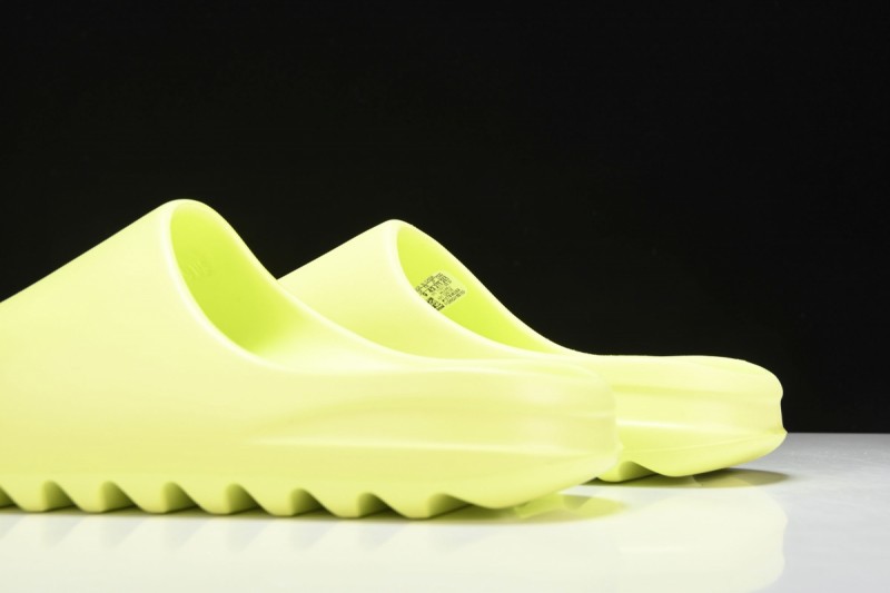 adidas Yeezy Slide Glow Green