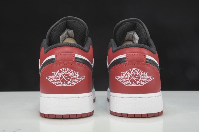 Jordan 1 Low Bred Toe