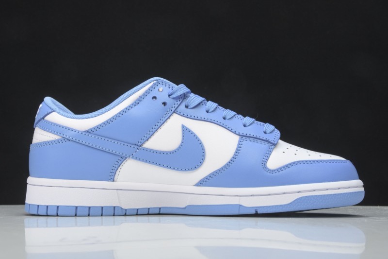 Nike Dunk Low UNC