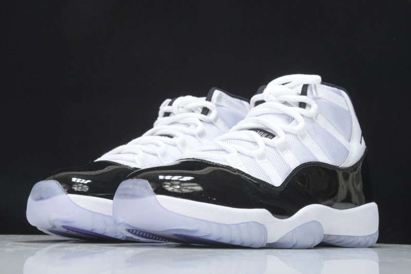 Jordan 11 Retro Concord (2018)