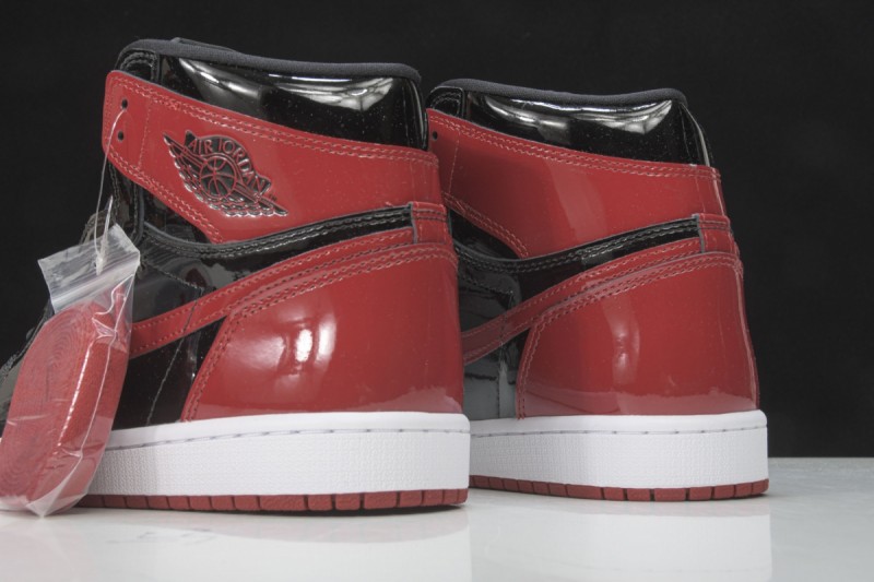 Jordan 1 Retro High OG Bred Patent