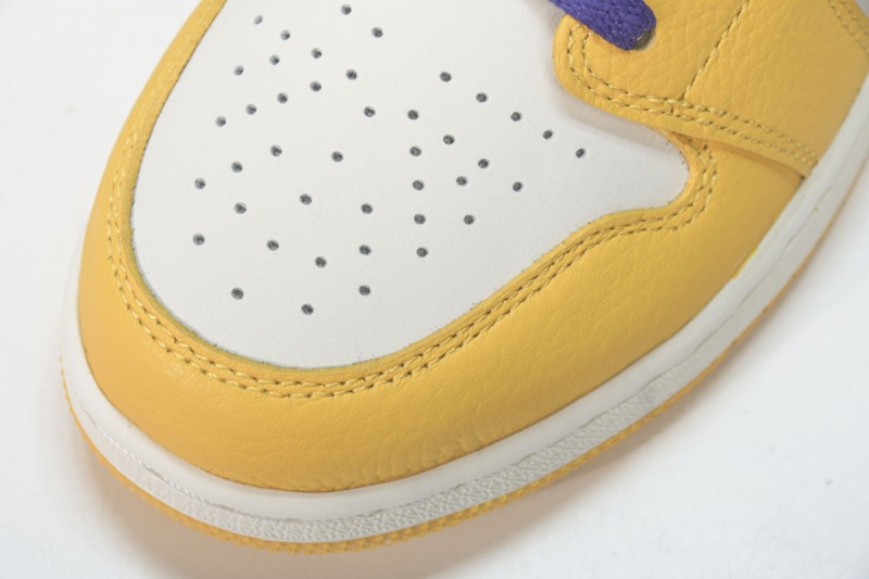 Jordan 1 Mid SE Lakers