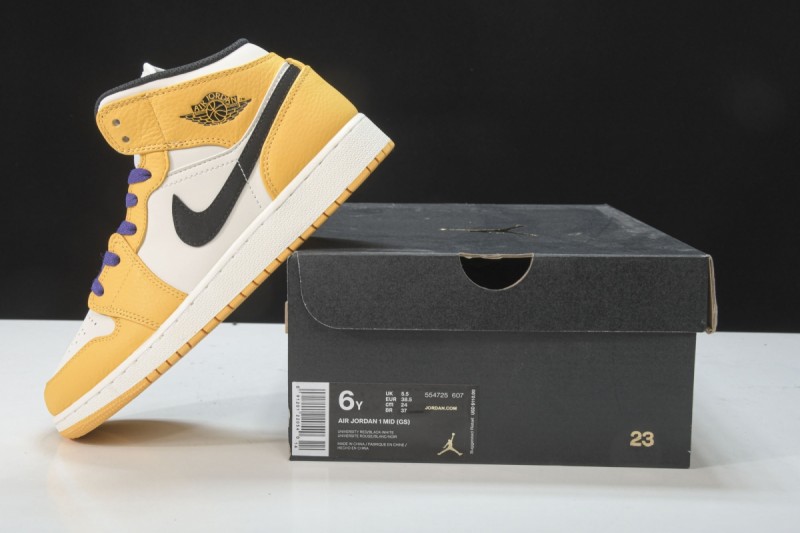 Jordan 1 Mid SE Lakers