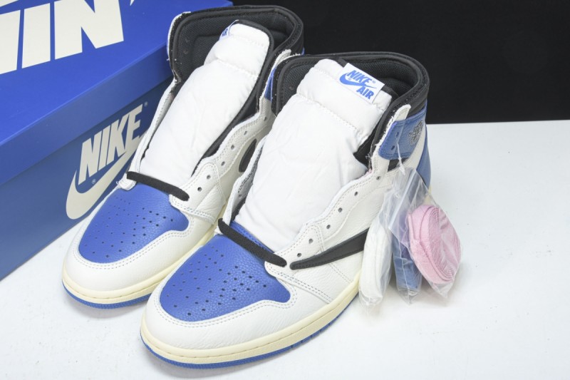 Jordan 1 High OG SP fragment design x Travis Scott