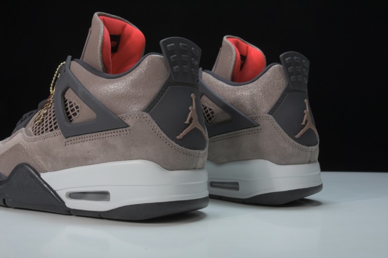 Jordan 4 Retro Taupe Haze