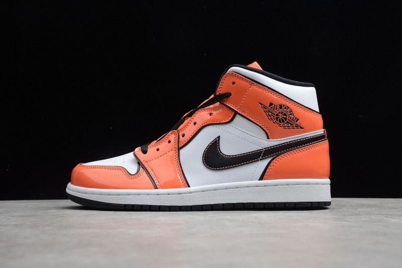 Jordan 1 Mid SE Turf Orange