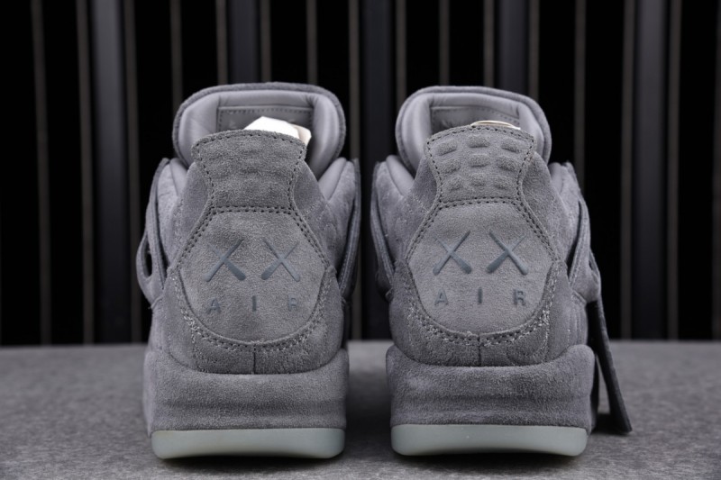 Jordan 4 Retro Kaws