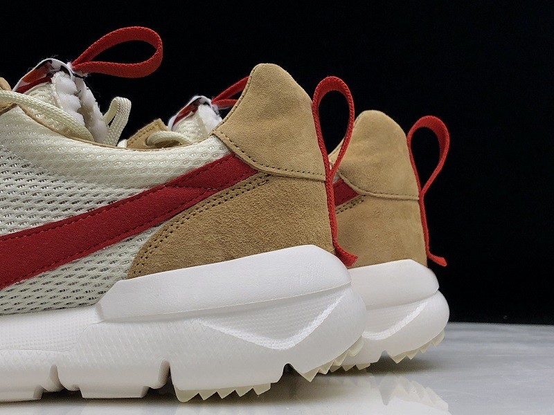 Nike Craft Mars Yard Shoe 2.0 Tom Sachs Space Camp