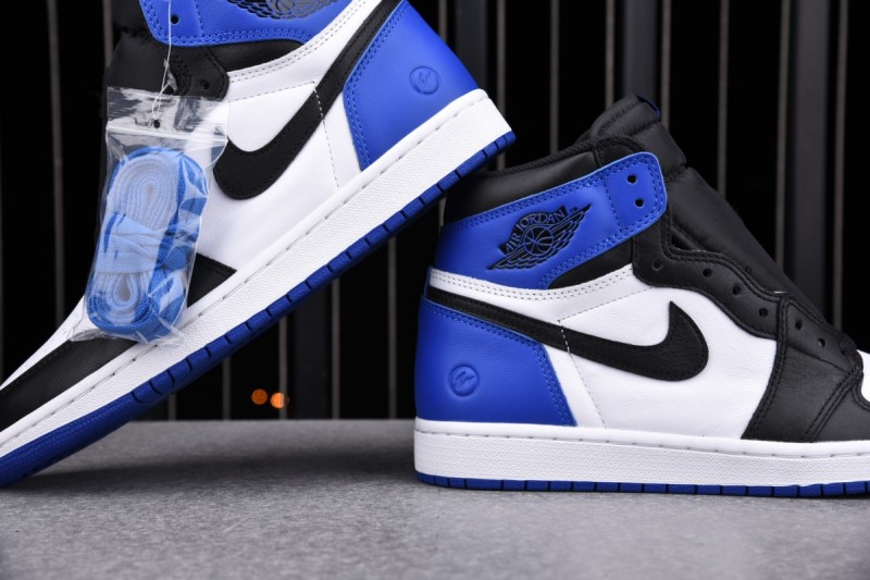 Jordan 1 Retro Fragment