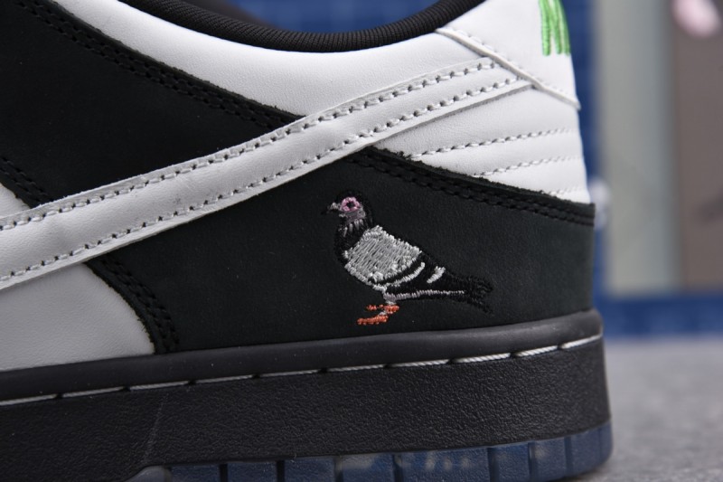 Nike SB Dunk Low Staple Panda Pigeon