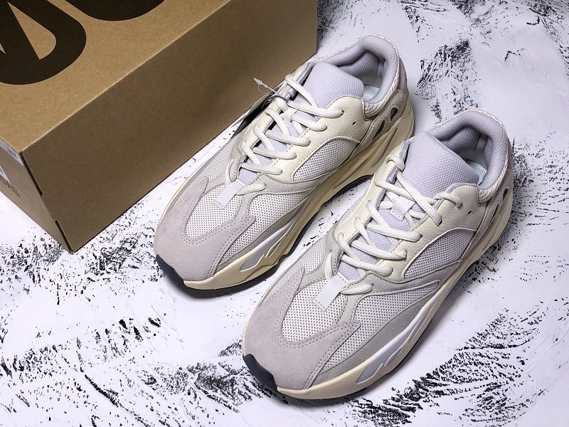 adidas Yeezy Boost 700 Analog