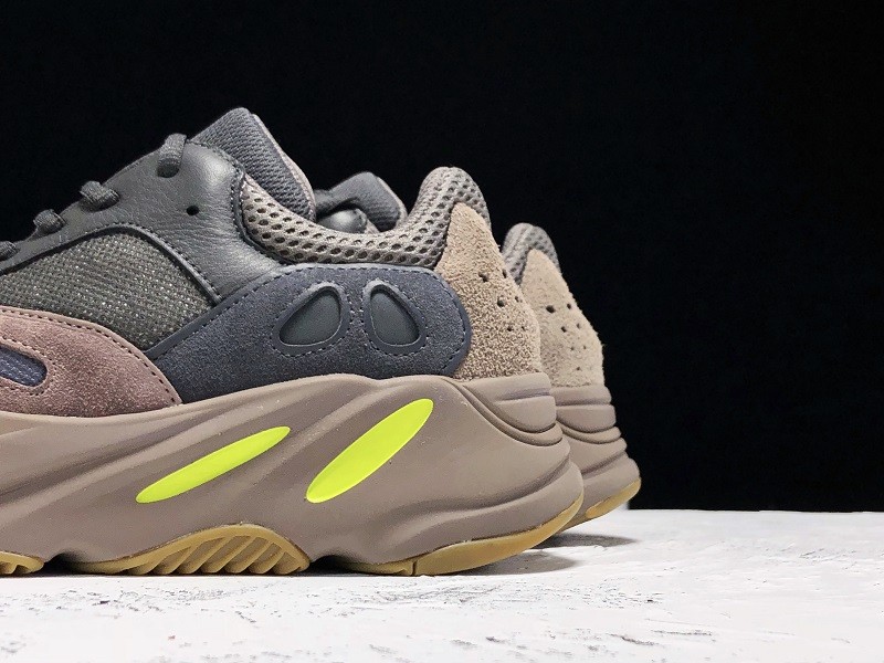 adidas Yeezy Boost 700 Mauve