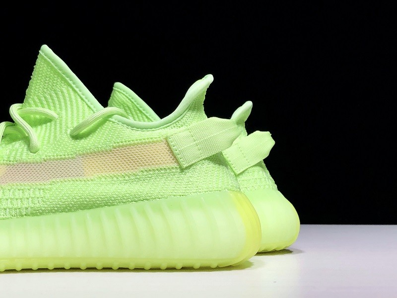 adidas Yeezy Boost 350 V2 Glow