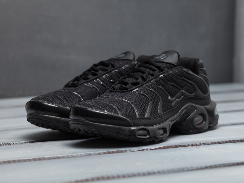  Nike Air Max Plus Black