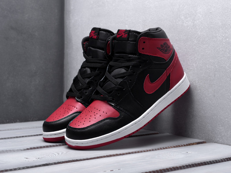 Air Jordan 1 Retro High  “Banned”