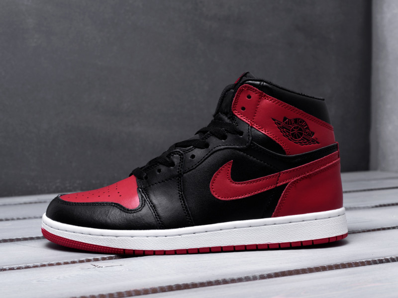 Air Jordan 1 Retro High  “Banned”