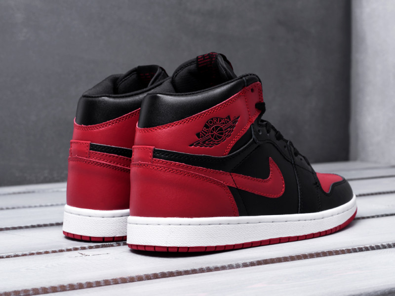 Air Jordan 1 Retro High  “Banned”