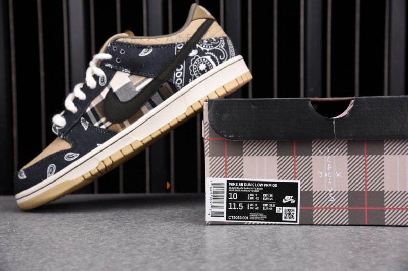 Nike SB Dunk Low Travis Scott