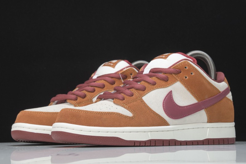 Nike SB Dunk Low Pro Dark Russet Cedar