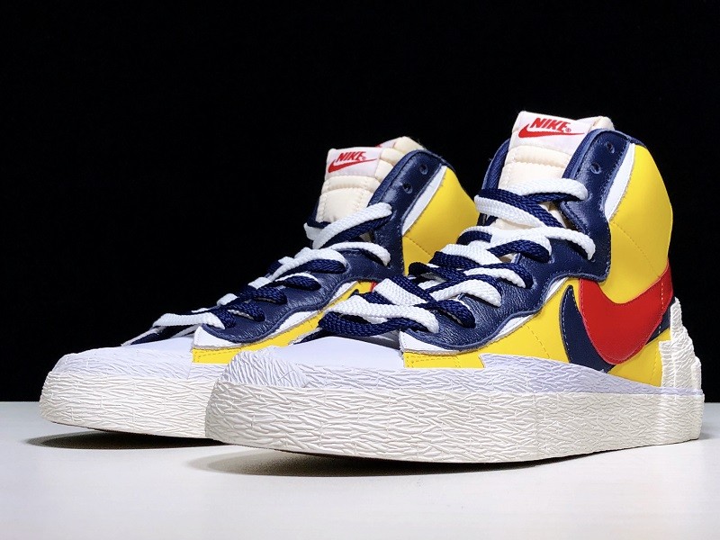 Nike Blazer Mid sacai Snow Beach