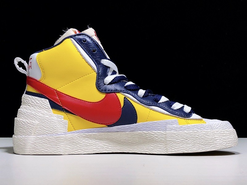 Nike Blazer Mid sacai Snow Beach