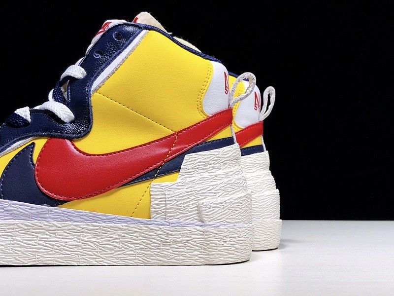 Nike Blazer Mid sacai Snow Beach